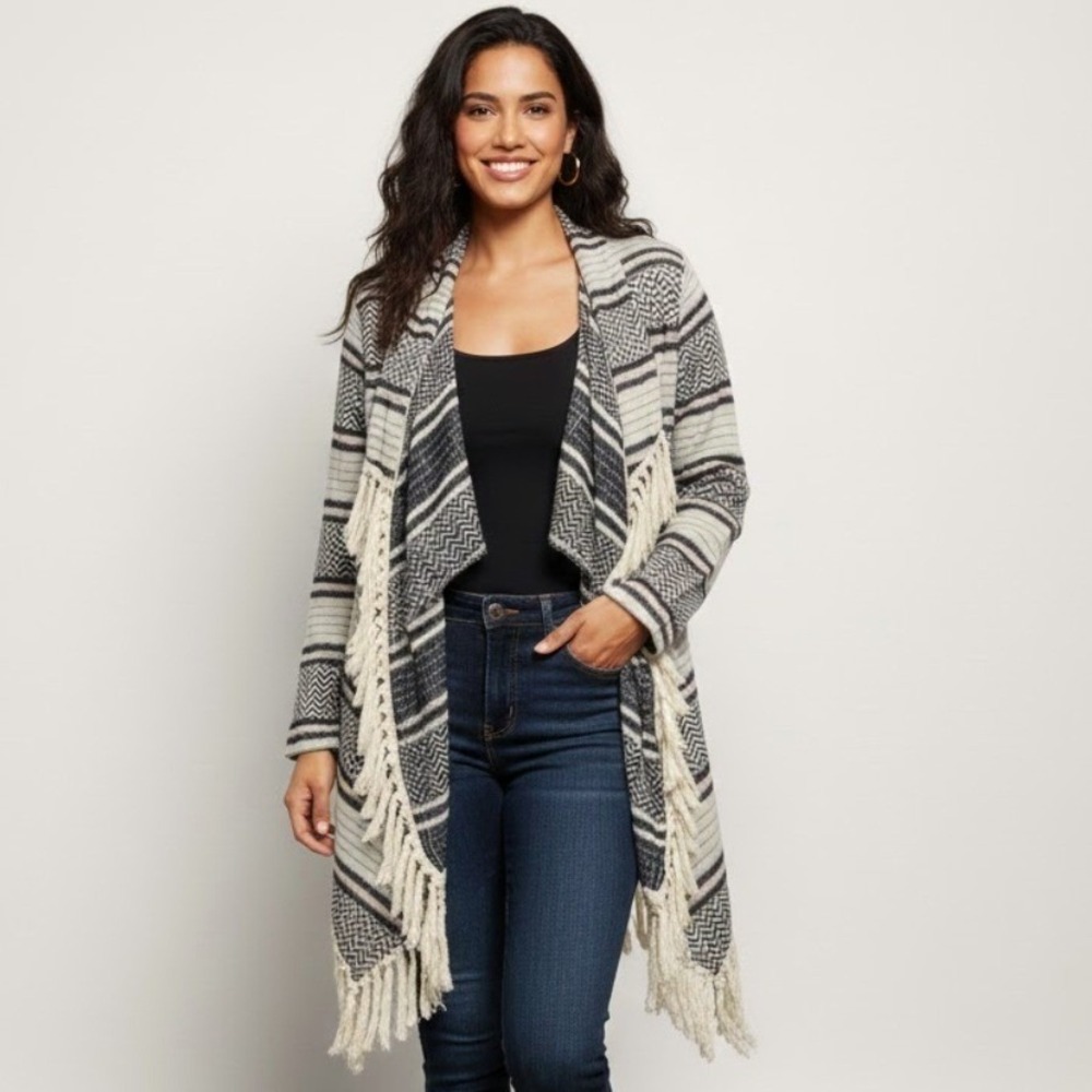 RuffHewn Women's PXL‎ Sweater Open Front Geometric Fringe Cardigan Westerm Boho